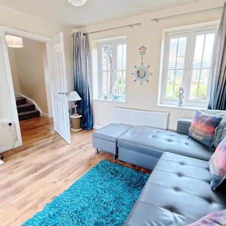 Sunset - Part Of The The Bay Village With Pool, Gym And Direct Access, Pub, Restaurant, Tennis And Meadows Walks Filey