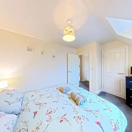 Casa vacanze Sunset - Part Of The The Bay Village With Pool, Gym And Direct Access, Pub, Restaurant, Tennis And Meadows Walks *