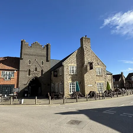 Sunset - Part Of The The Bay Village With Pool, Gym And Direct Access, Pub, Restaurant, Tennis And Meadows Walks Дом отдыха