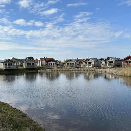 Дом отдыха Sunset - Part Of The The Bay Village With Pool, Gym And Direct Access, Pub, Restaurant, Tennis And Meadows Walks *