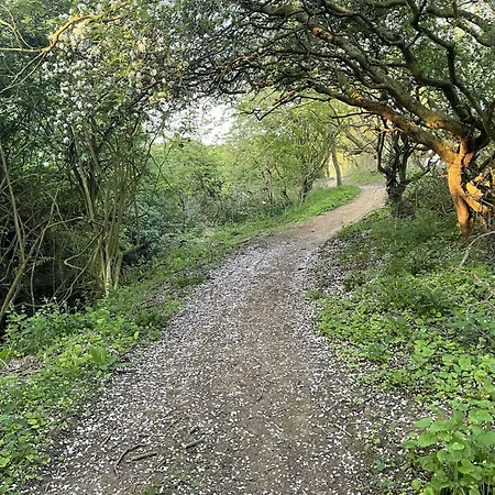 Sunset - Part Of The The Bay Village With Pool, Gym And Direct Access, Pub, Restaurant, Tennis And Meadows Walks Дом отдыха Файли